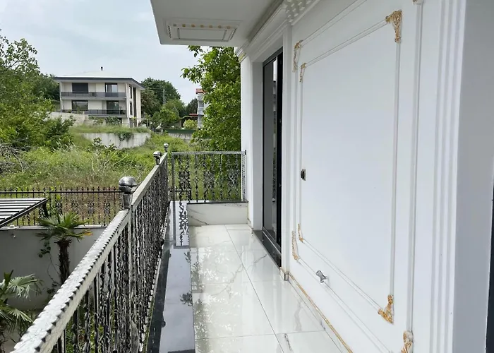 Βίλα Luxury Skylights